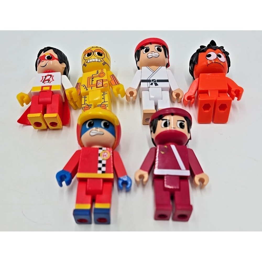 Ryan's‎ World Mini Figures Robot Moe Ninja Race Car Kung Fu 2" Toys Lot 6